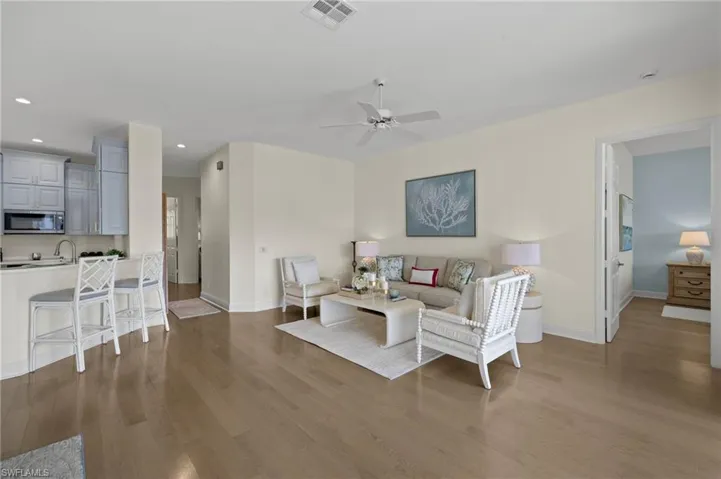 5065  YACHT HARBOR  DR, Naples, FL 34112