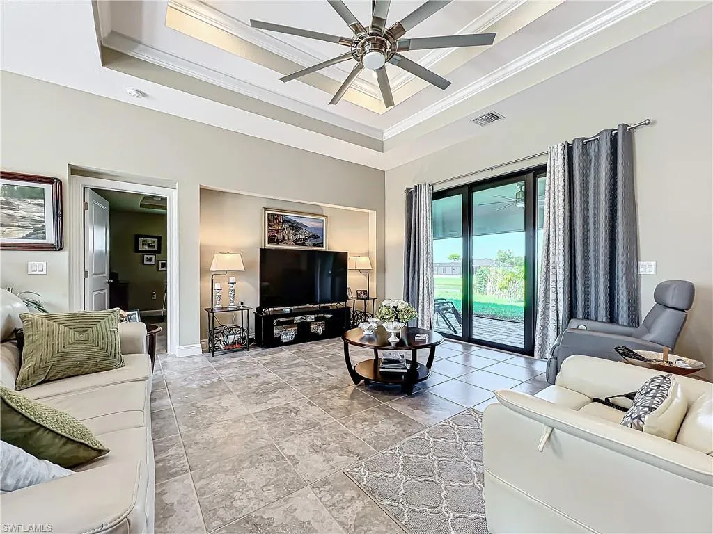 646 5th PL, Cape Coral, FL 33909,224081540