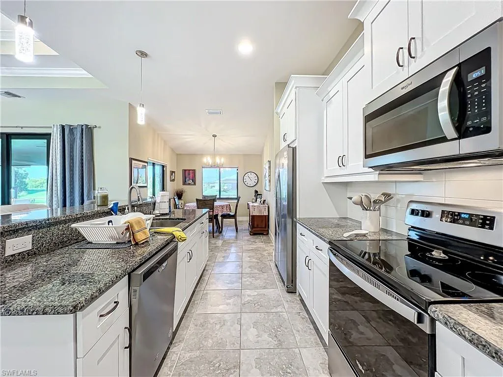 646 5th PL, Cape Coral, FL 33909,224081540