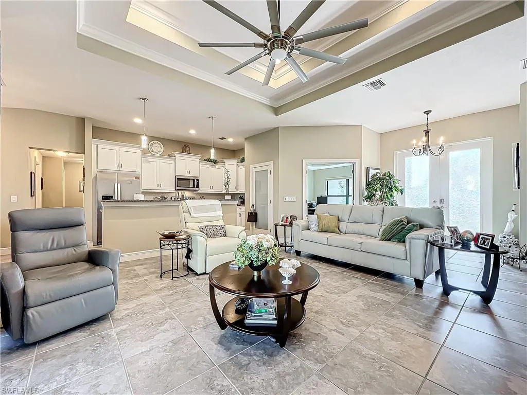 646 5th PL, Cape Coral, FL 33909,224081540