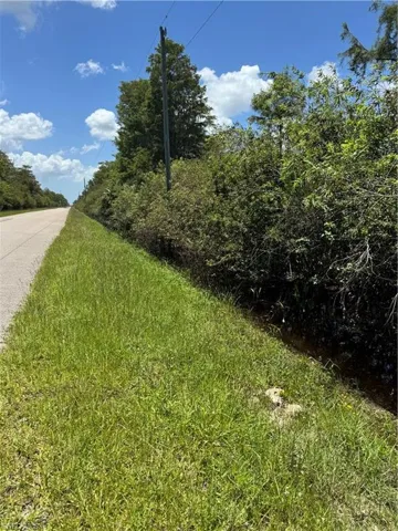39th Ave Ne, Naples, Florida 34120