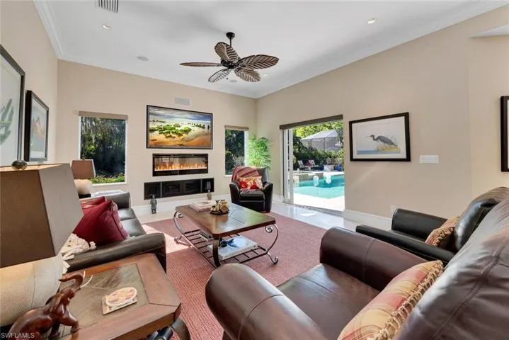 173 Edgemere Way S, Naples Fl 34105