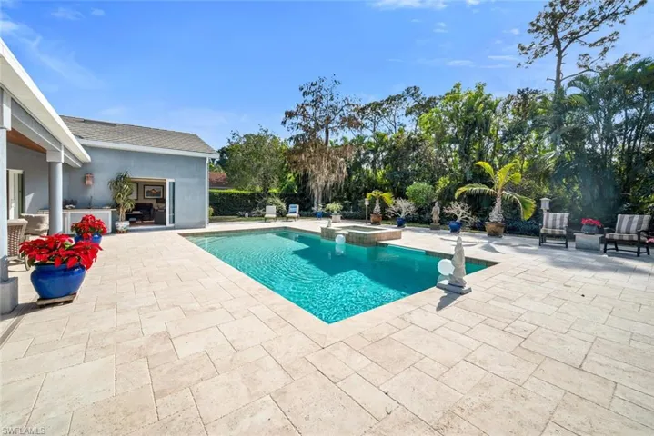 173 Edgemere Way S, Naples Fl 34105