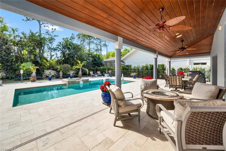 173 Edgemere Way S, Naples Fl 34105