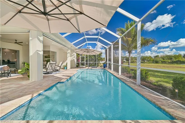 2070  Hickeys Creekside  DR, Alva, FL 33920