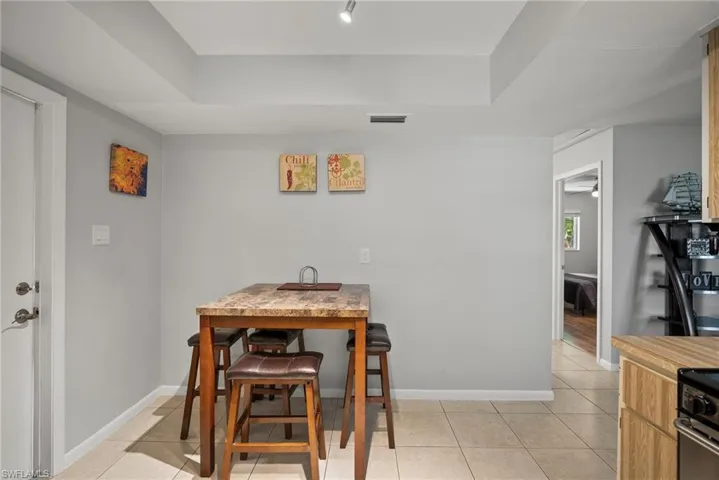 788  102nd N AVE, Naples, FL 34108