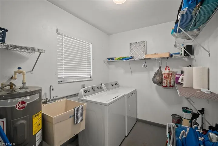788  102nd N AVE, Naples, FL 34108