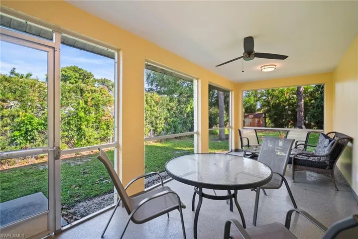 788  102nd N AVE, Naples, FL 34108