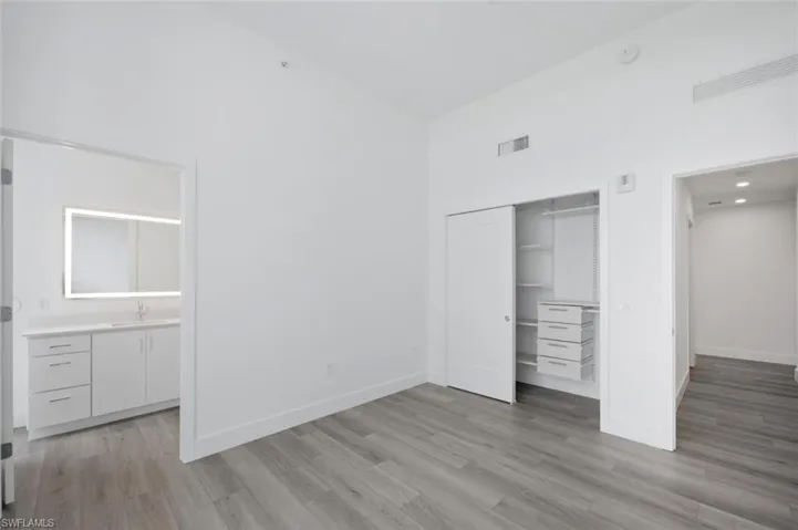 1950 Mayfair St Ph7, Naples, Florida 34104
