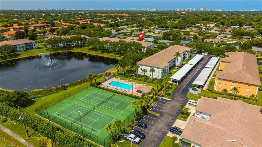 9600 Victoria Ln 108, Naples, Florida 34109