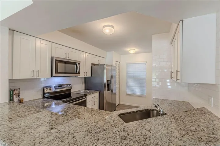 9600 Victoria Ln 108, Naples, Florida 34109