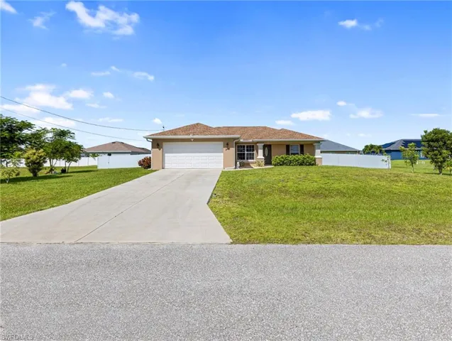 22 NW 17th  PL, Cape Coral, FL 33993
