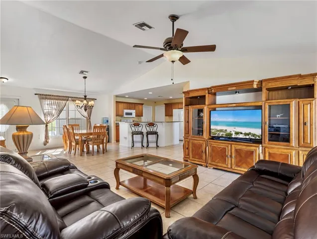 22 NW 17th  PL, Cape Coral, FL 33993