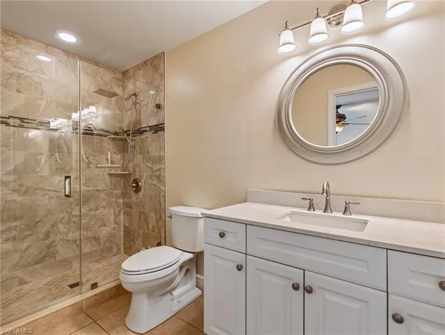 22 NW 17th  PL, Cape Coral, FL 33993