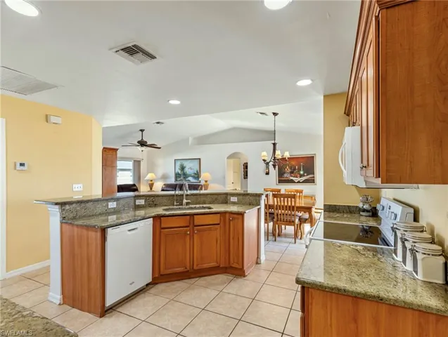 22 NW 17th  PL, Cape Coral, FL 33993
