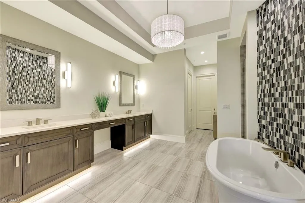 16358 Corsica WAY, Naples, FL 34110,225036029