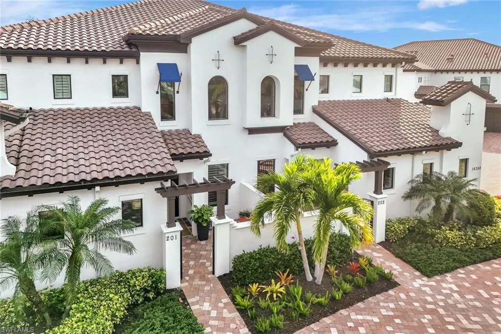 16358 Corsica WAY, Naples, FL 34110,225036029