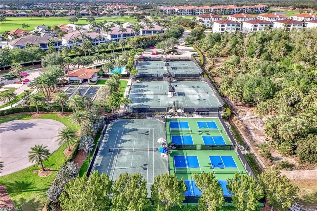 16358 Corsica WAY, Naples, FL 34110,225036029