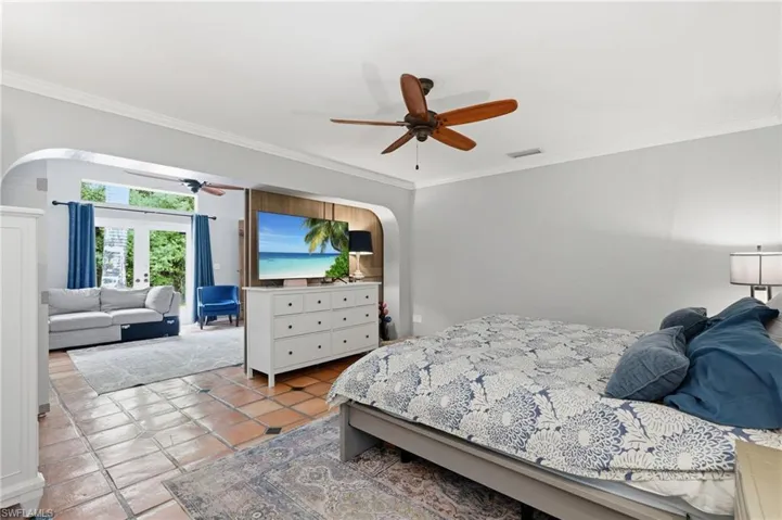 4561 Beechwood Lake Dr, Naples, Florida 34112