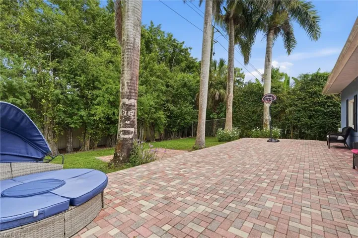GREAT OUTDOOR SPACE!!
