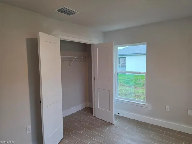2510 Nw 18th Ave, Cape Coral, Florida 33993