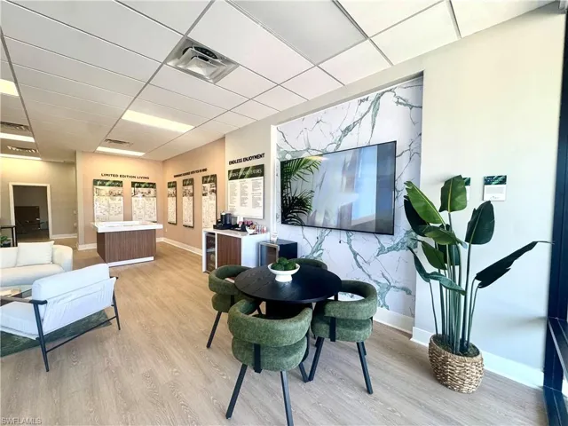 Showroom