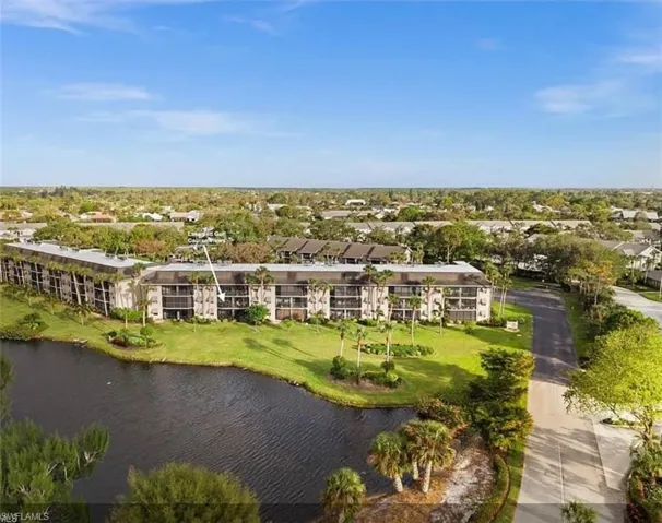 1790  Imperial Golf Course  BLVD, Naples, FL 34110