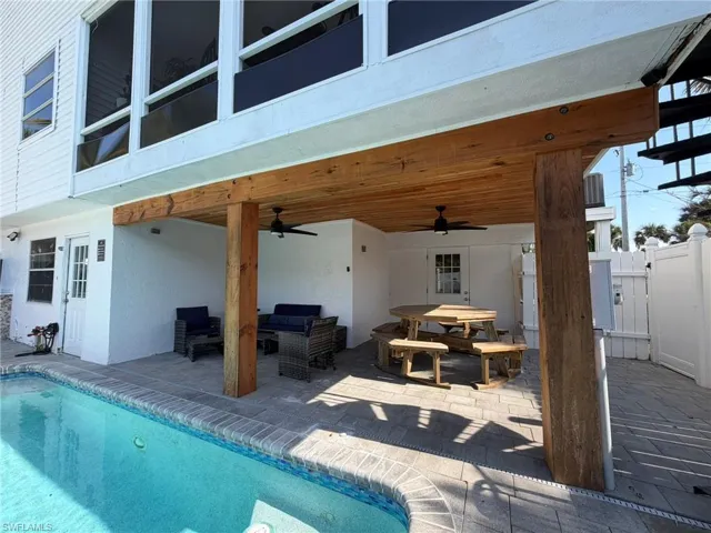 9225  Dimmick  DR, Sanibel, FL 33957