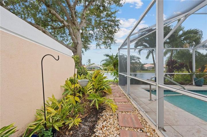 3017 Futuna LN, NAPLES FL 34119