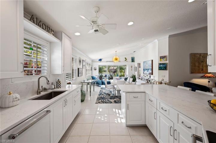 3017 Futuna LN, NAPLES FL 34119