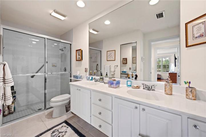 3017 Futuna LN, NAPLES FL 34119