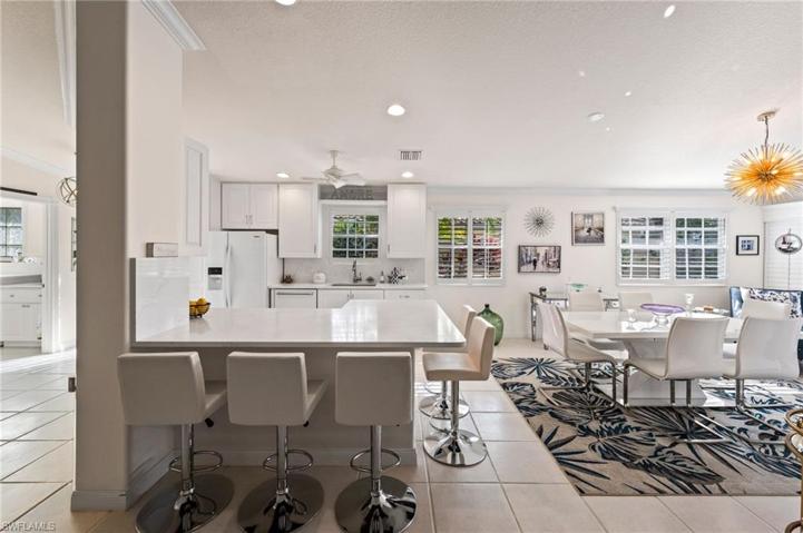 3017 Futuna LN, NAPLES FL 34119