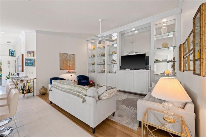 3017 Futuna LN, NAPLES FL 34119