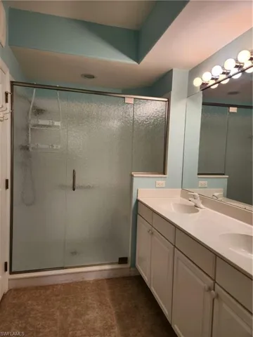 Owner's Bath