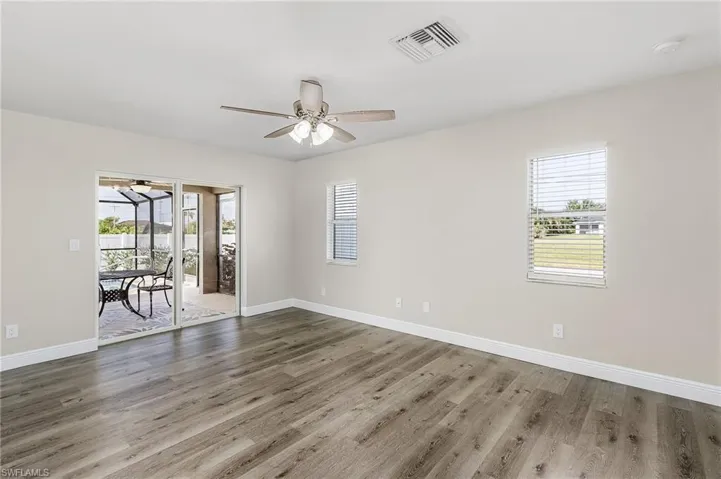 1922 SW 30th  ST, Cape Coral, FL 33914