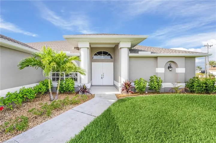 1922 SW 30th  ST, Cape Coral, FL 33914
