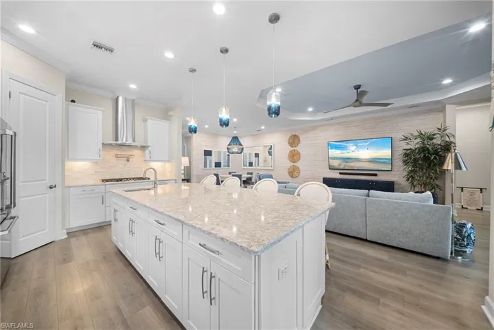 9576 Montelanico Loop, Naples, Florida 34119