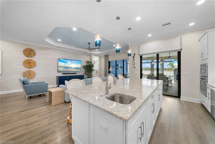 9576 Montelanico Loop, Naples, Florida 34119