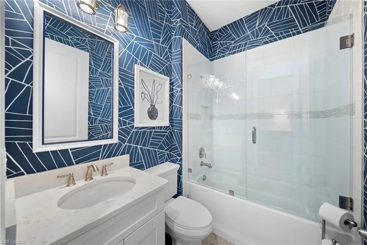 9576 Montelanico Loop, Naples, Florida 34119