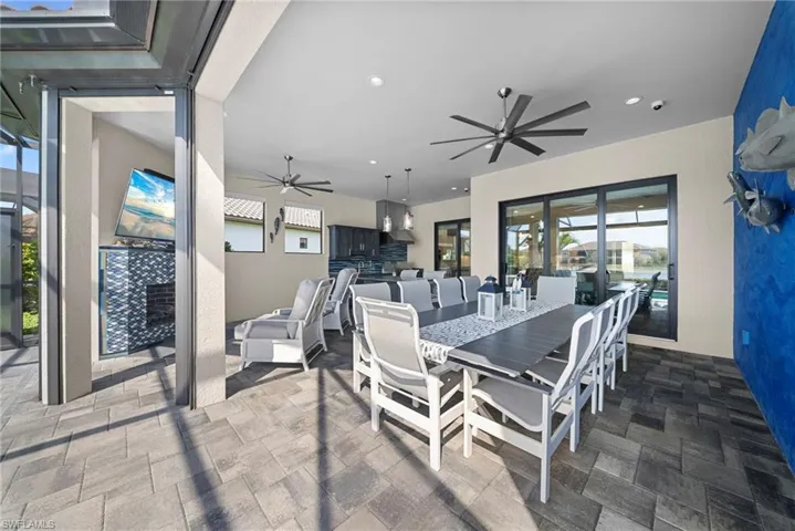 9576 Montelanico Loop, Naples, Florida 34119