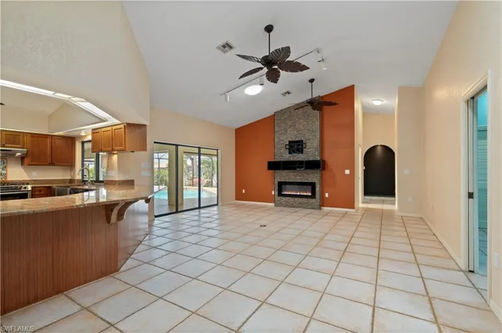 Dining area adjacent to kitchen and family room