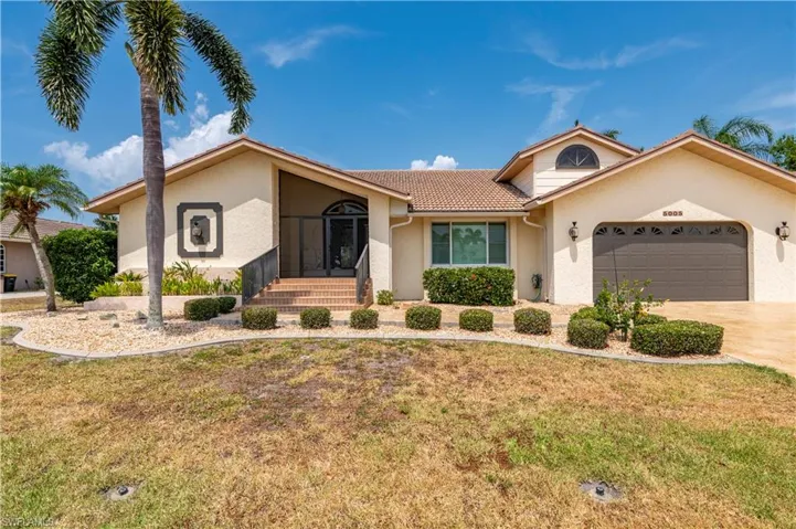PGI spacious waterfront home