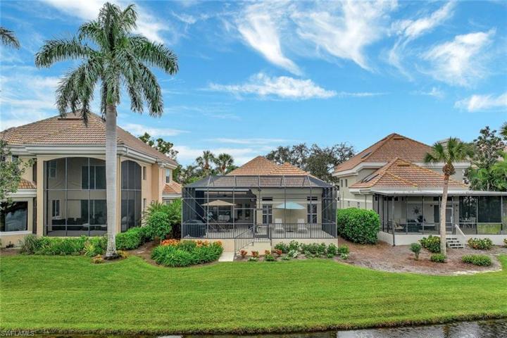 Rear view of the home.
