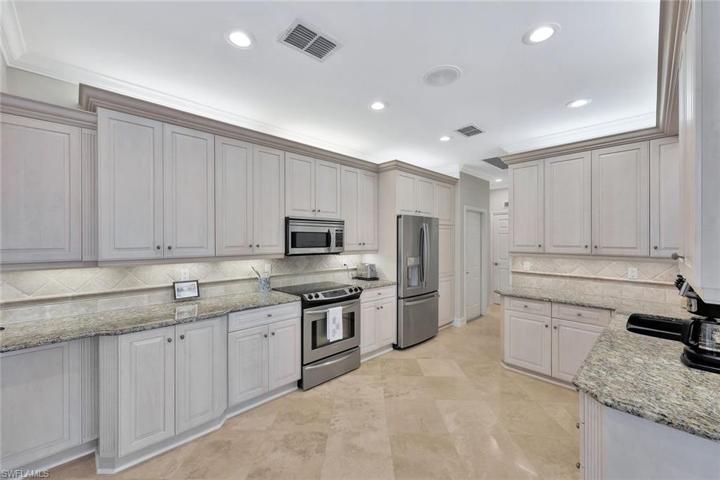 Beautifully updated kitchen.