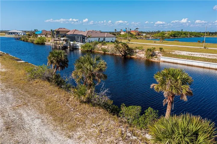 4527 NW 35th  TER, Cape Coral, FL 33993