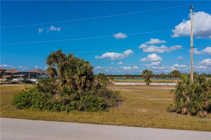 4527 NW 35th  TER, Cape Coral, FL 33993