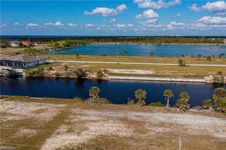 4527 NW 35th  TER, Cape Coral, FL 33993