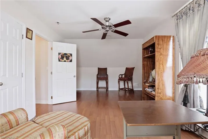 199 Leawood Cir, Naples, Florida 34104