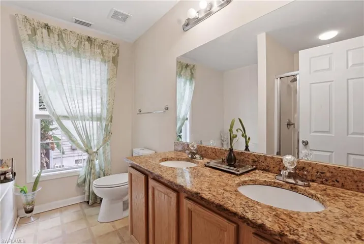 199 Leawood Cir, Naples, Florida 34104