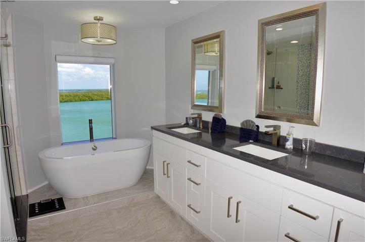 View fr Main Bathroom!